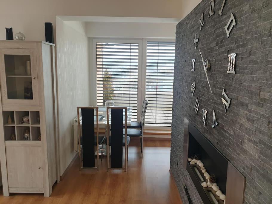 Mezonetovy Apartman V Centre Novej Dubnice Ilava 외부 사진